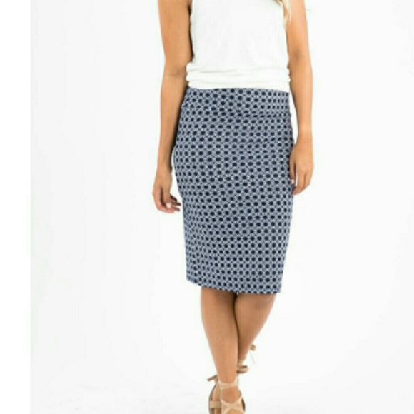Agnes and Dora Women's Size Small Pencil Skirt Navy & White Diamond Print - Picture 1 of 2